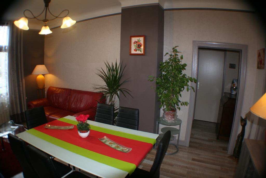 Appartement Les Berges de l'Ornain Bar-le-Duc Zimmer foto