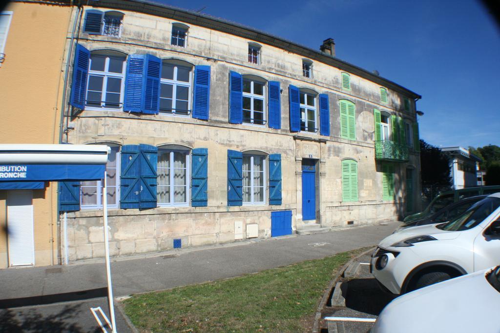 Appartement Les Berges de l'Ornain Bar-le-Duc Zimmer foto